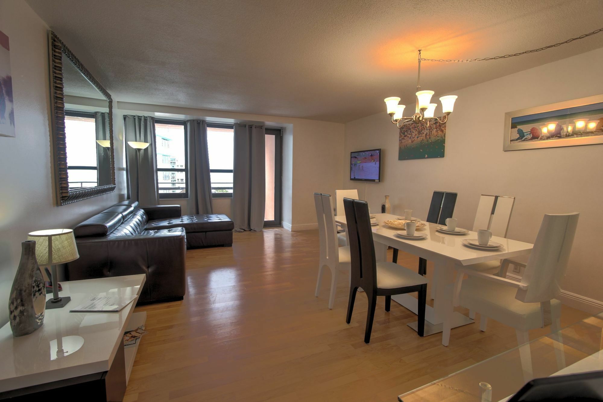 Private Apartments By Vacations On Miami Beach Exterior photo